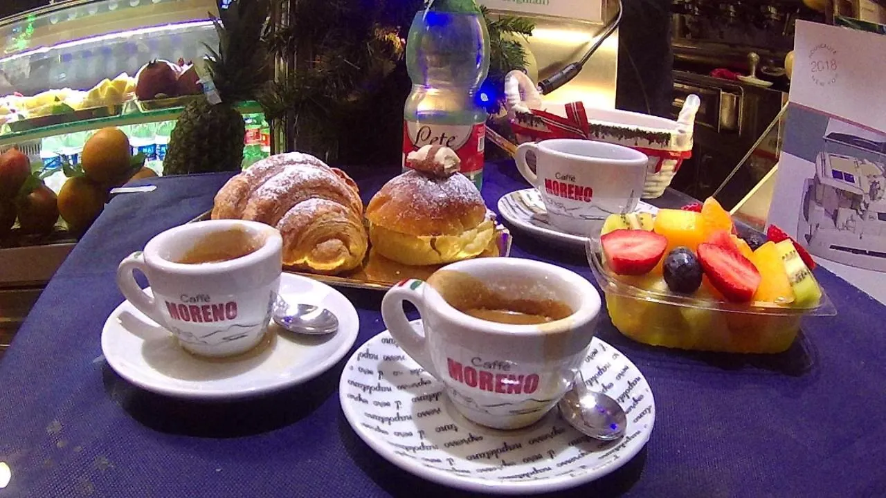 Scugnizza Napoli Hotel