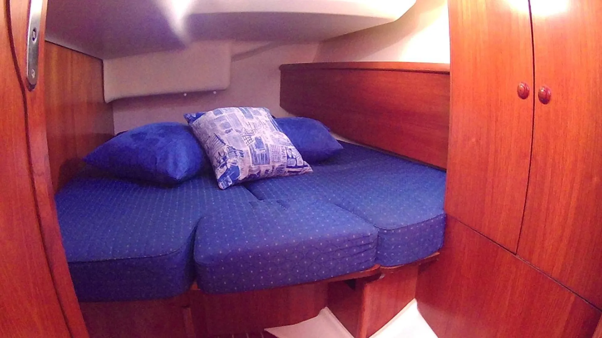Botel Scugnizza Napoli Hotel